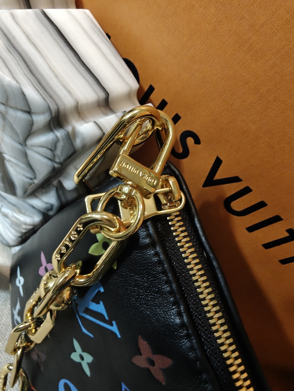 Beautiful FASHION Bag. New. - Picture 3 of 16